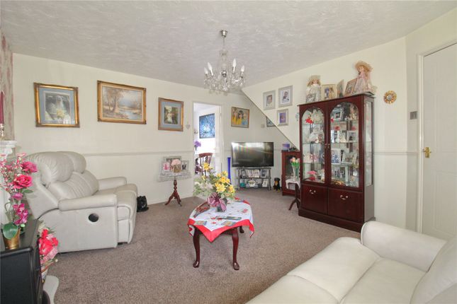 15, Sweetbriar Road, Wiltshire photo 4
