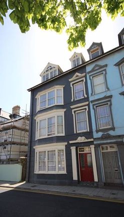 Thumbnail Room to rent in Queens Road, Aberystwyth