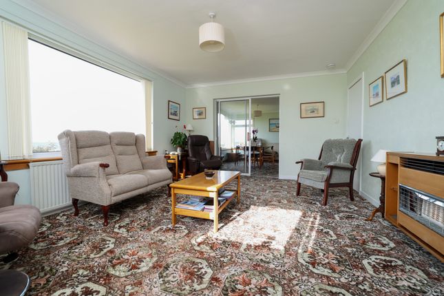 10, Edmiston Drive, Girvan photo 4