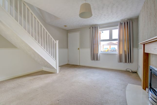 19, Ashdale Close, Cannock photo 3