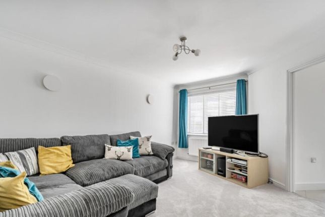 Sigerson Road, Swindon photo 4