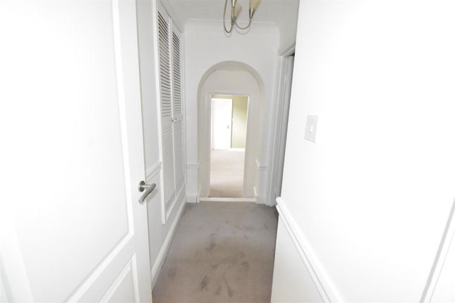 6, Dunsil Villas, South Elmsall photo 4