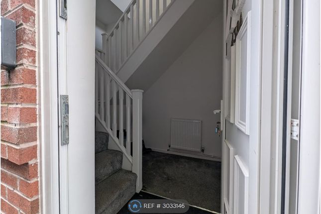 Flat A  Bury New Road, Prestwich, Manchester photo 2