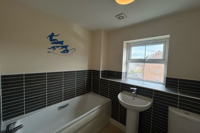 41, Montrose Grove, Sleaford photo 3