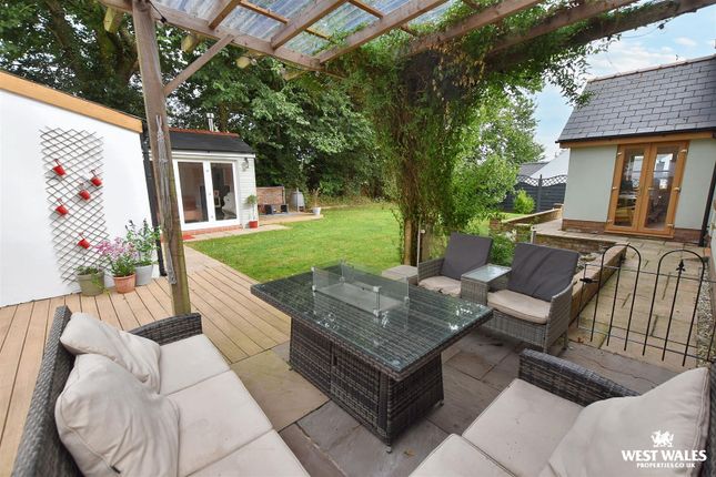 Haven House, West Park, Cosheston photo 4