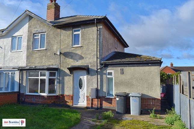 Thumbnail Semi-detached house for sale in Cranmer Road, Newark