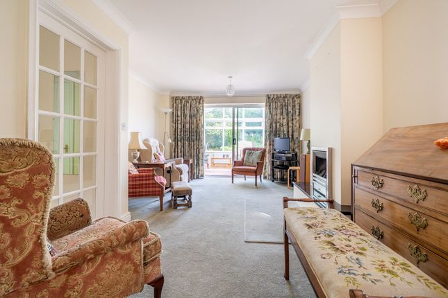 16, The Oaklands, Tenbury Wells photo 3
