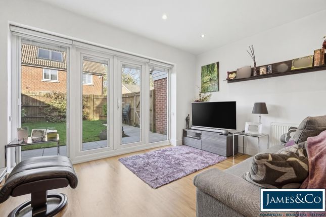 2, Parish Way, Bishop's Stortford photo 3