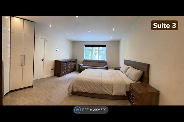 Bed Flat, Edgwarebury Lane, Edgware photo 4