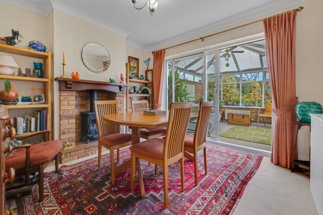 Sandhurst Avenue, Stourbridge photo 4