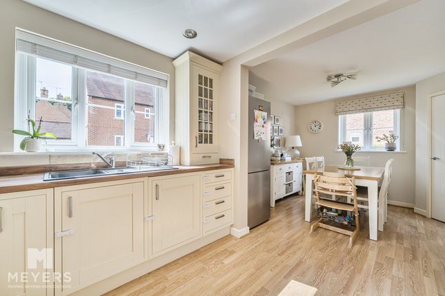 2, Elm Lane, Charlton Down photo 4