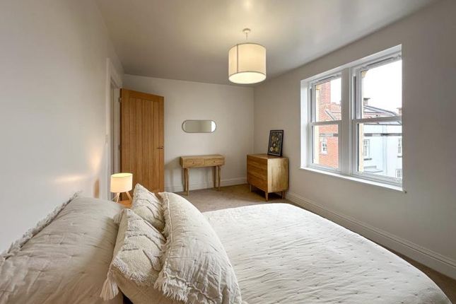 Clevedon Terrace, Bristol photo 4