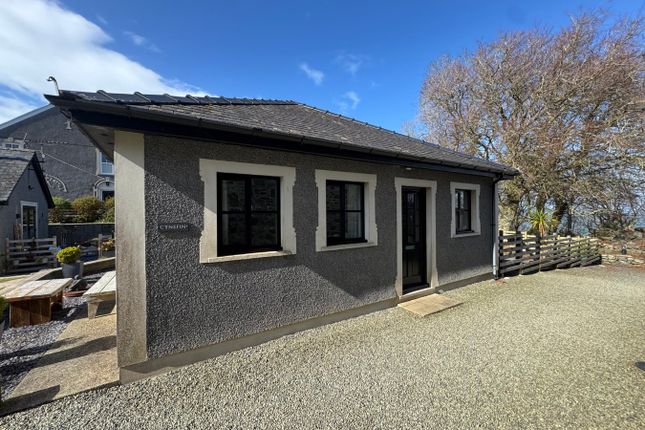 Cynefin, Penrhiw Pistyll Lane, New Quay photo 3