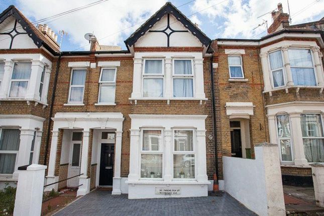 Flat for sale in Heygate Avenue, Southend-On-Sea