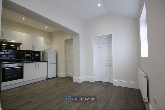 Turners Hill, Cheshunt, Waltham Cross photo 4