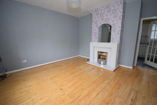 10, Larch Avenue, South Shields photo 2