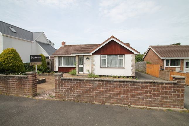 Thumbnail Bungalow to rent in Cowley Road, Lymington