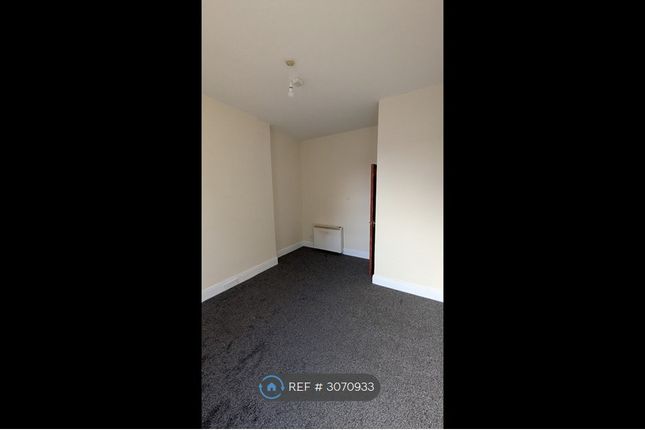 Flat, Wolverhampton Road Stafford, Stafford photo 2