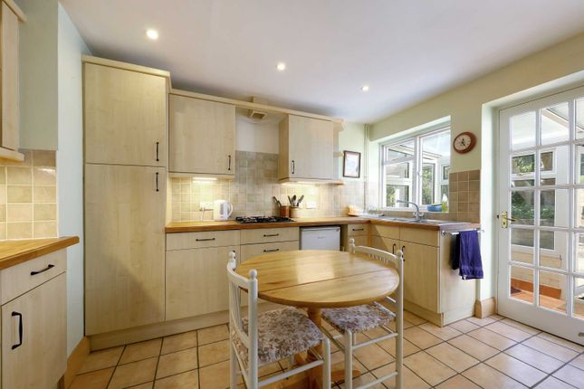 3, Cherry Drive, Beaconsfield photo 2