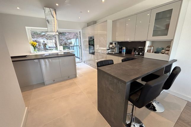 17, Ferryside, Carmarthen photo 5