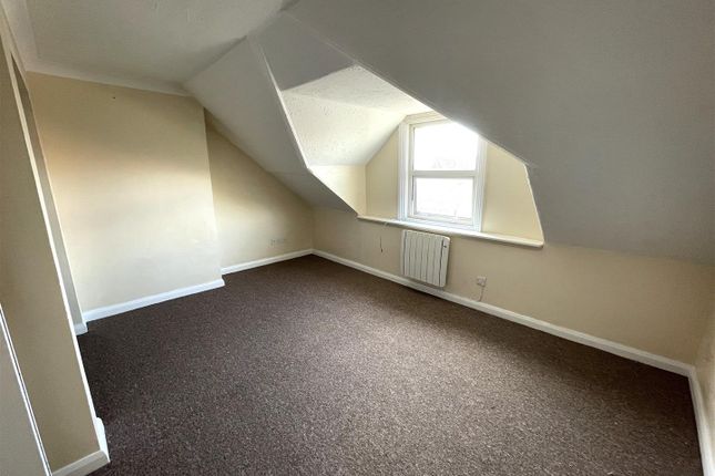 Flat 5, 40-42, Arundel Road, Littlehampton photo 2
