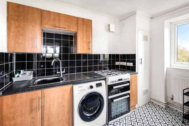 Flat to rent in Waverton House, Jodrell Road, London
