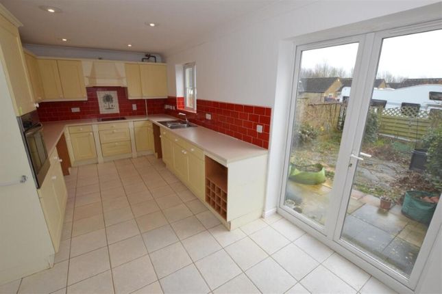 93 Dale Grove, Leyburn DL8 5GA photo 4