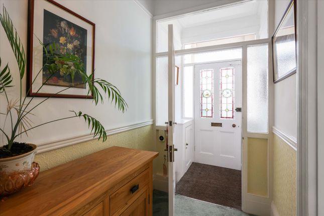 84, Leckhampton Road, Cheltenham photo 2