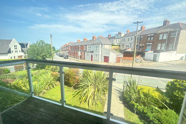 2-bed house on Apartment, Penarth, £1,100/mo