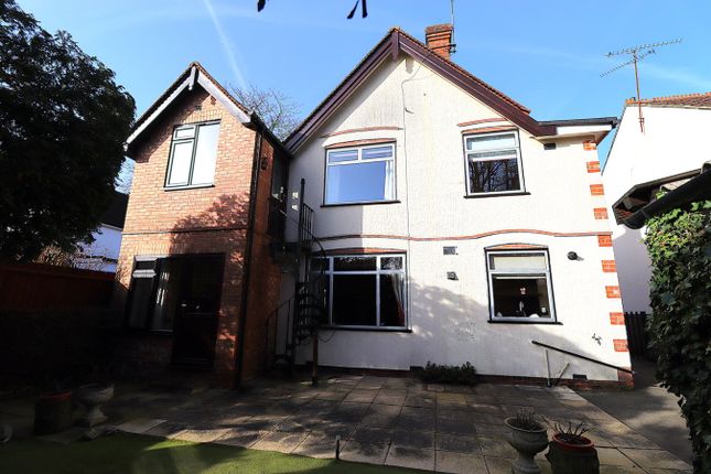 41, Netley Street, Farnborough photo 2