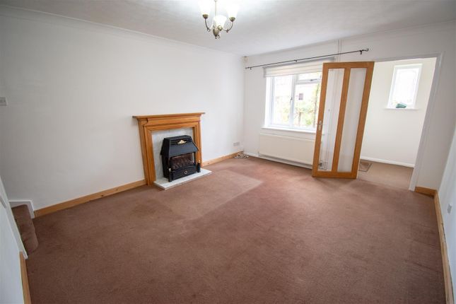 6, Denton Way, Alfreton photo 3
