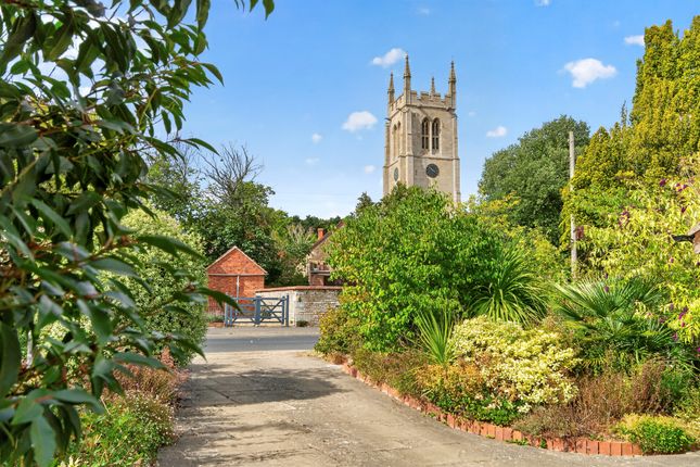 5, High Street, Bourne photo 3