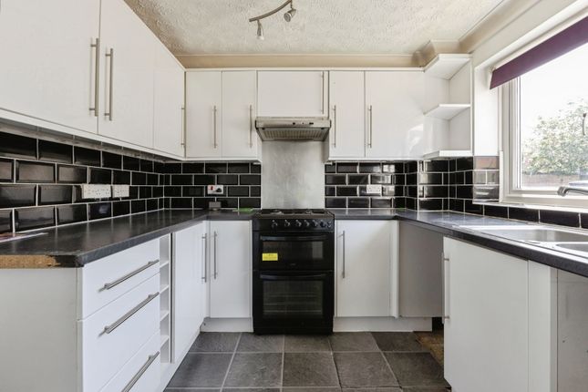 22, Jasmine Court, Norfolk photo 2