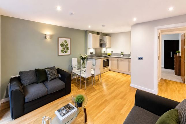 Apt 15, Block, Manchester photo 2