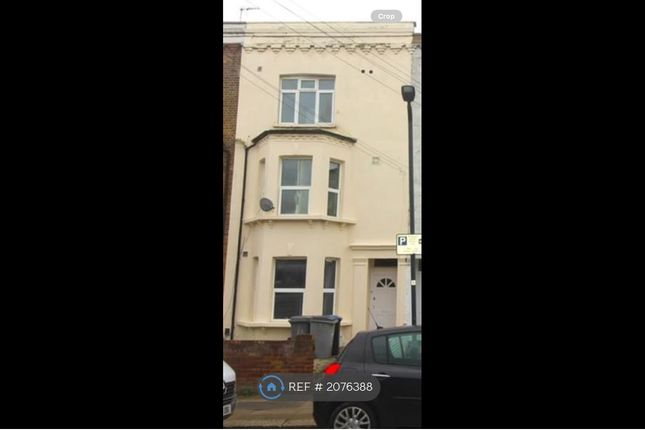 Terraced house to rent in Rucklidge Avenue NW10,