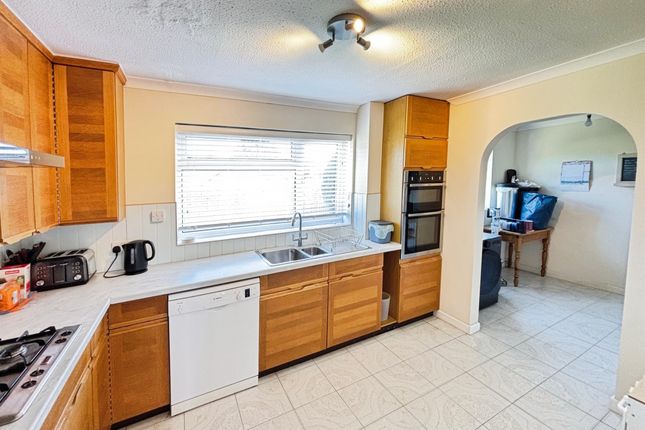 37, Southway Drive, Yeovil photo 2