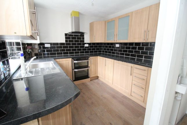 Thumbnail Terraced house to rent in Wood Road, Treforest, Pontypridd