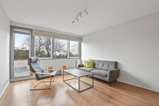 Flat for sale in Silsoe House, 50 Park Village East, London