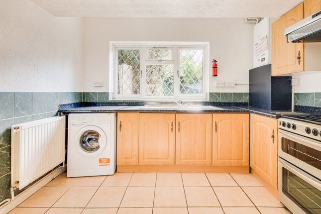 Property to rent in Vauxhall Avenue, Canterbury