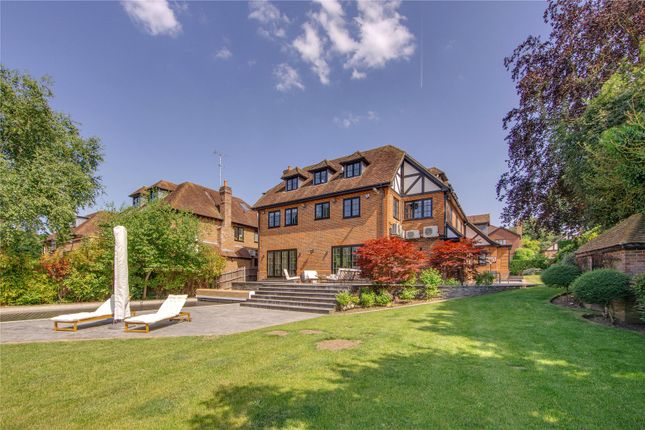 Detached house for sale in Abbey View, Radlett, Hertfordshire