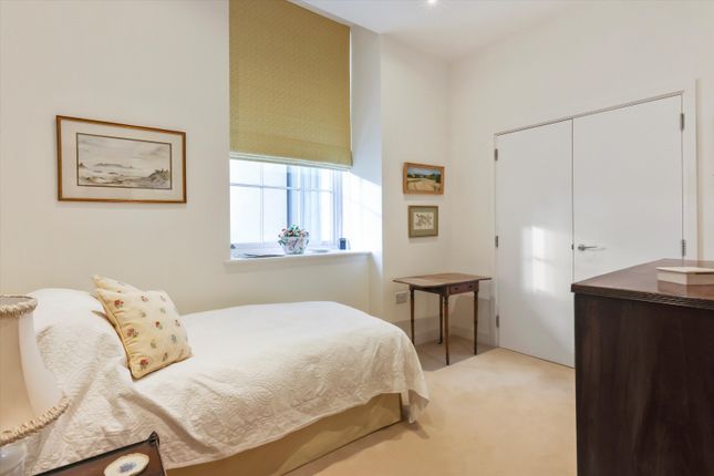 Flat for sale in Bayshill Road, Cheltenham, Gloucestershire