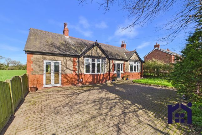 227 Moor Road, Leyland photo 4