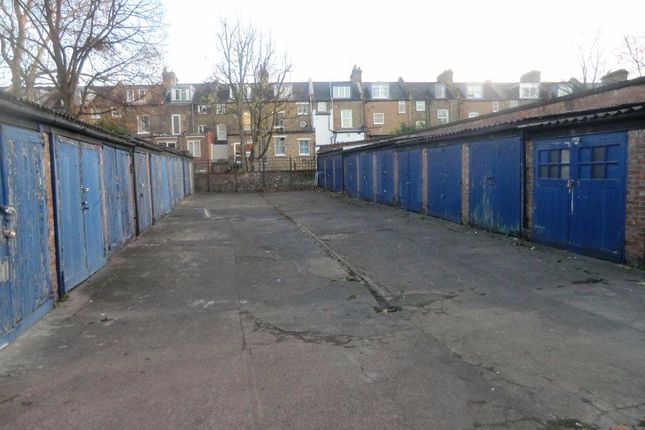 Property to rent in Tollington Park, Finsbury Park