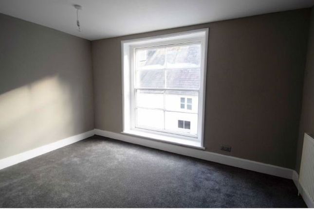 10a, High Street, Knighton photo 4
