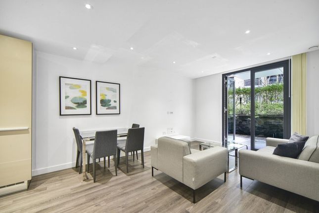 Thumbnail Flat to rent in Kingwood House, Goodmans Fields