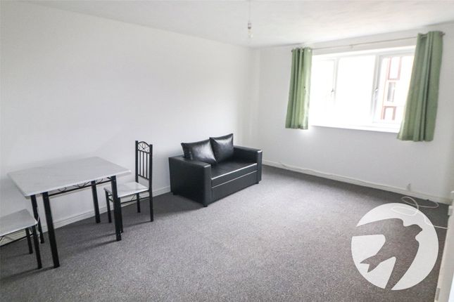 43, Neptune Walk, Erith photo 3