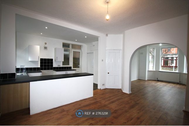Woodland Road, Burnage, Manchester photo 3