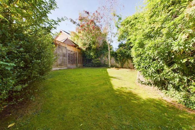 21 New Road, Great Missenden photo 4