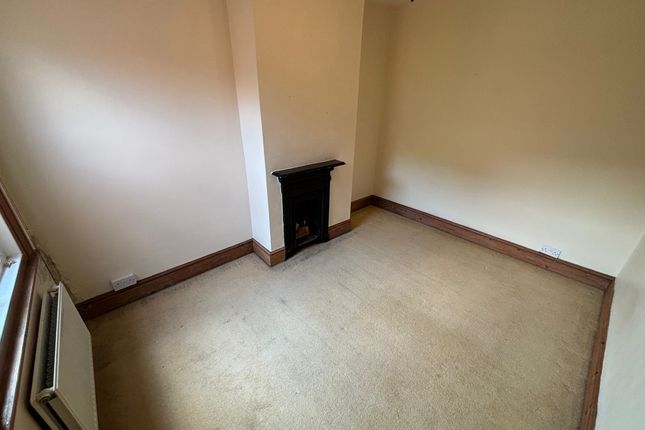 90, Redcliffe Street, SWINDON photo 5
