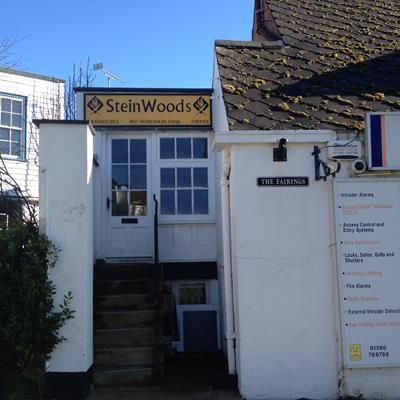 Retail premises to let in 1 The Fairings, Tenterden, Kent
